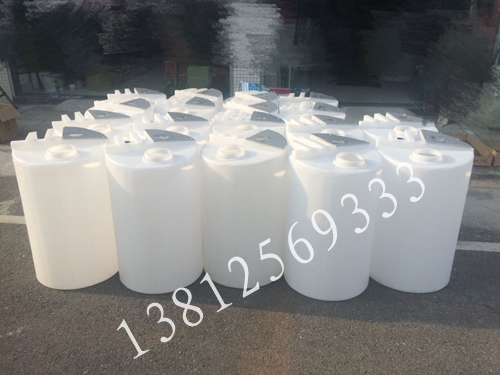 產(chǎn)品名稱(chēng)：PE加藥箱/攪拌桶